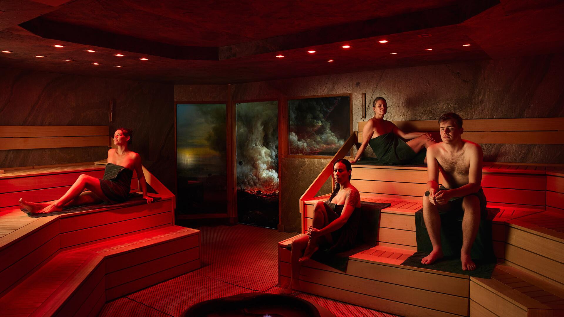 Gasten in sauna bij Thermen Barendrecht